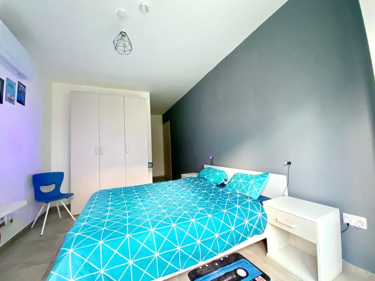 Central- Private En-Suite With Balcony In Shared Residence Pieta Екстер'єр фото